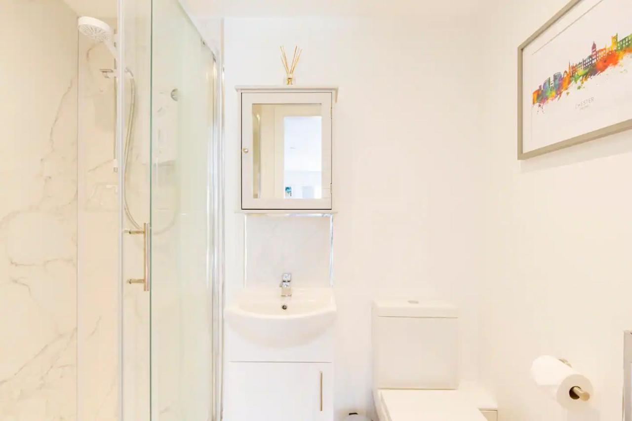 Charming Chester Studio With Private Garden & Free Parking Eksteriør billede
